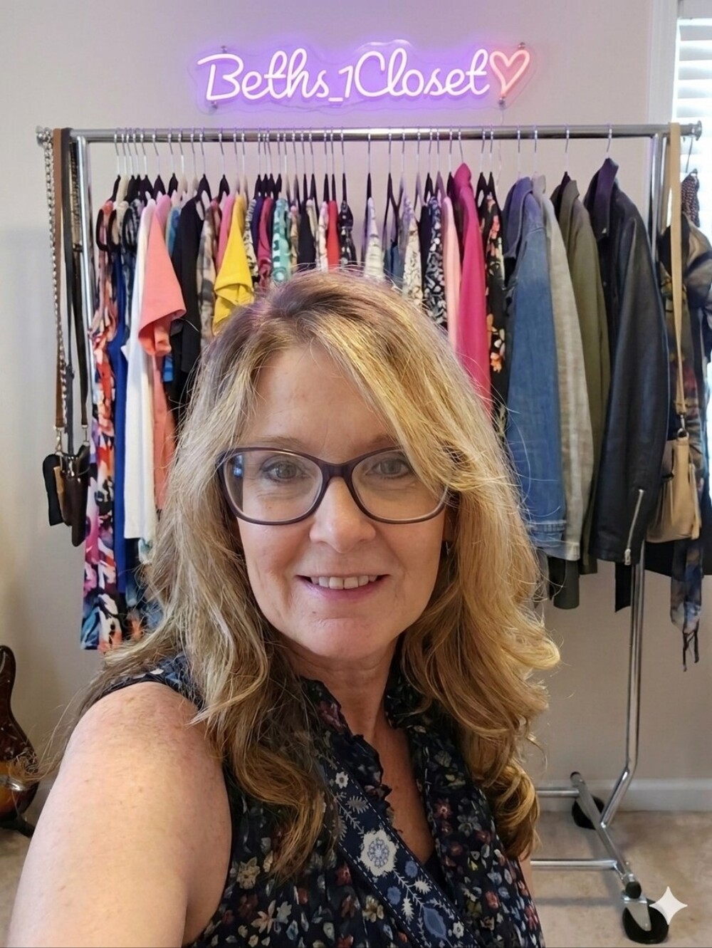 Beths_1Closet is Live! $8 Silent But Chatty Show - Picture 2 of 6